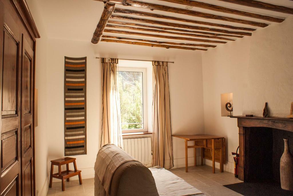 Le Colombier Bed and Breakfast Glandage Exteriör bild